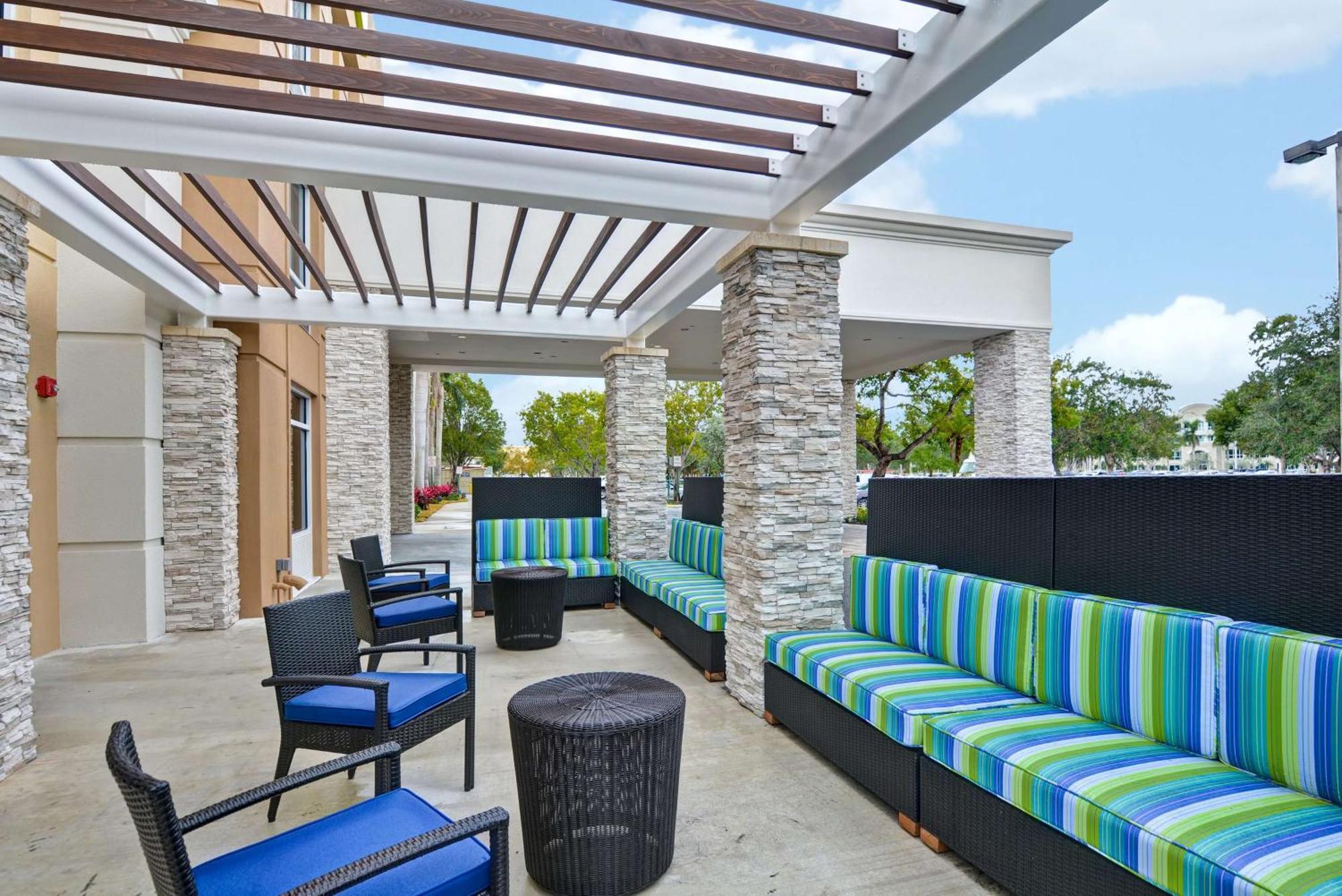 Home2 Suites By Hilton Miramar Ft. Lauderdale Exterior photo